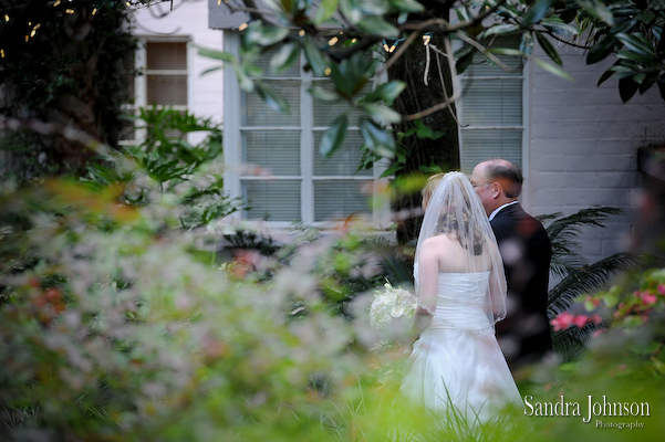 Best Courtyard Lake Lucerne - IW Phillips House Wedding Photos - Sandra Johnson (SJFoto.com)